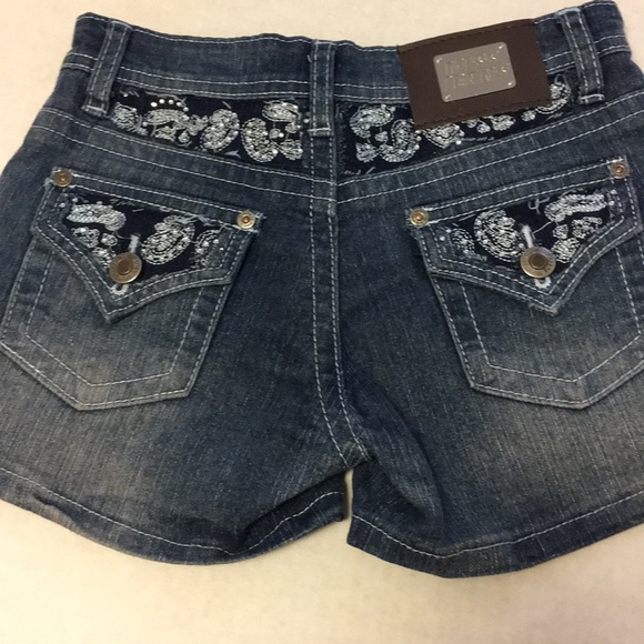 Girl’s Size 8 - Picture 7 of 7